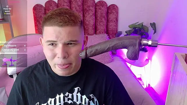 Chat XXX Live AdrianLust