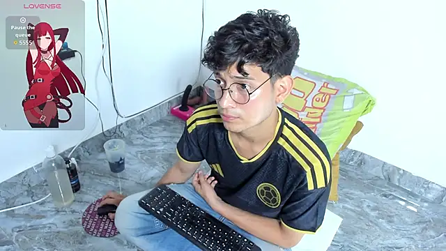 Benjamin_Buster – Naživo XXX chat