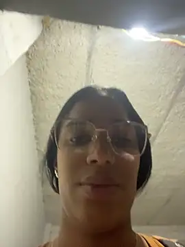 FlorSalvaje_'s Live XXX Chat