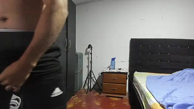 Ryan_xc1 Live XXX-chat
