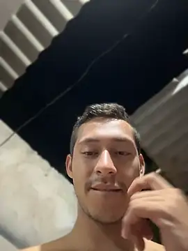 Boy_hot- Adlı Modelin Canlı XXX Sohbeti