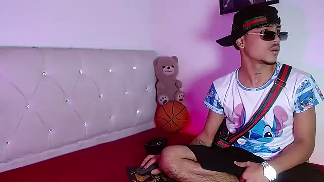 Онлайн чат XXX Angel_foxc13