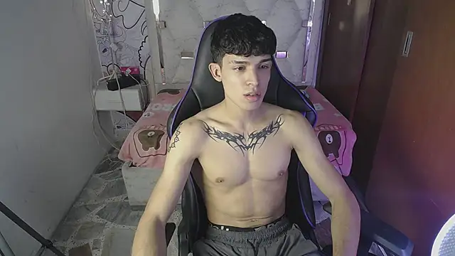 Liom_Gym 即時 XXX 聊天
