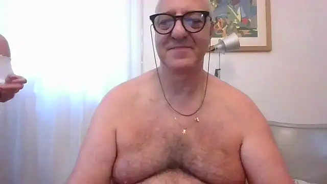ANONIMO7735 Chat XXX in diretta