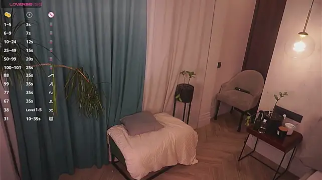 QueenieGitt's Live XXX Chat