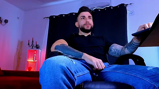 دردشة MightyAaron66 الجنسية المباشرة