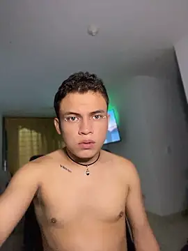 _Leo_Boyn Live XXX chat