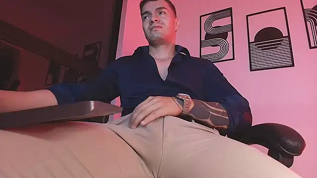 Chatroom XXX en direct de ALPHA_DOMINUS_