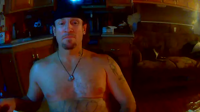 Tattoogonewild webcam show
