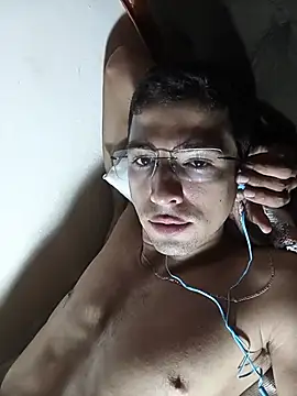 Chat +18 de Tchutom ao vivo