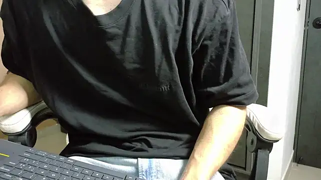 eren_jeager 라이브 XXX 채팅