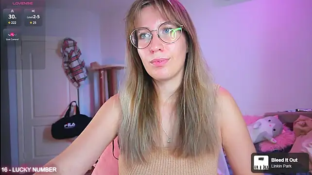 ms_allison_w Adlı Modelin Canlı XXX Sohbeti