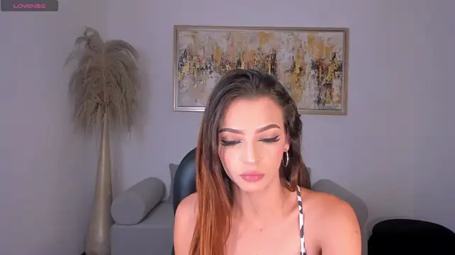 KeylaPalmer Adlı Modelin Canlı XXX Sohbeti