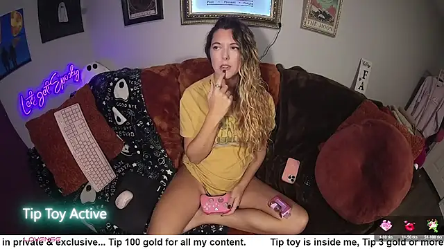 nikki_juggs' Live XXX Chat