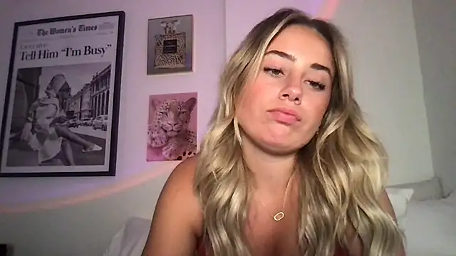 skylarraeee's Live XXX Chat