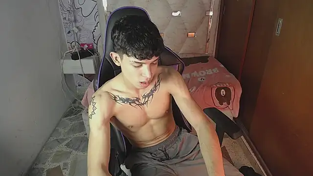 Liom_Gymn Live XXX chat