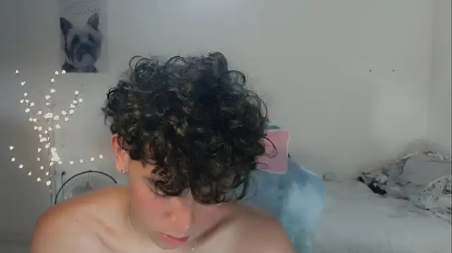 Chat XXX en directo de FUNNY_DICK_