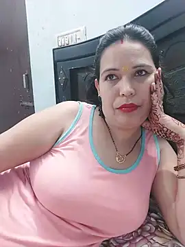 Poojabhabi101's Live XXX Chat