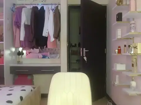 Sexy_Babydoll221 élő XXX-chatje
