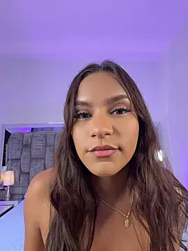amara_wet04's Live XXX Chat