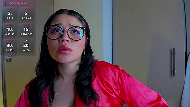 LuisaGranados' Live XXX Chat