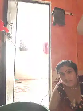 Radha_bhabi Adlı Modelin Web Kamerası Şovu