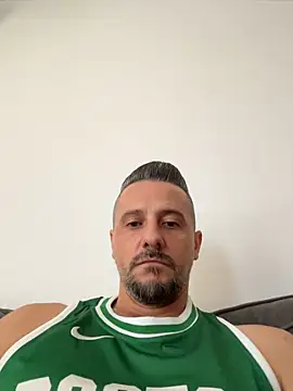 InsaneMattt Adlı Modelin Canlı XXX Sohbeti
