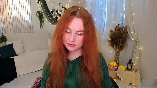 AirySilhouette Chat XXX live