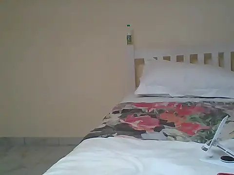 Chat +18 de Swt_dee ao vivo