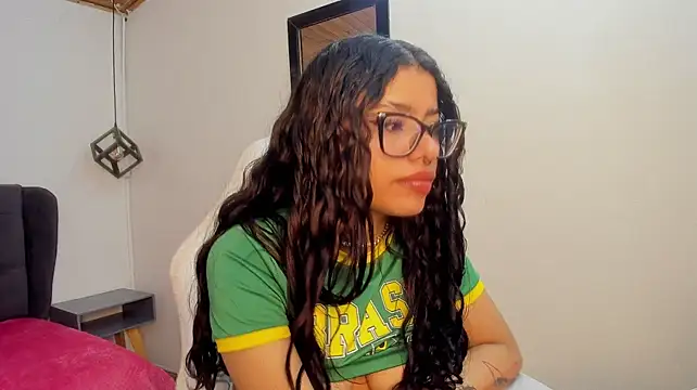 Issaa_Tylern Live XXX chat