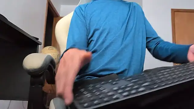 צ'אט XXX בשידור חי של Opondestre00420