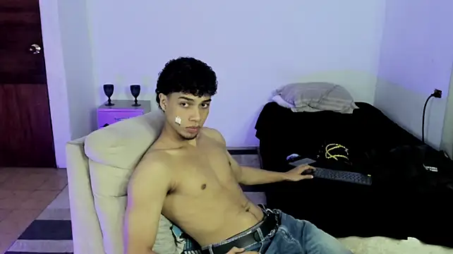 Nathan_velez élő XXX-chatje