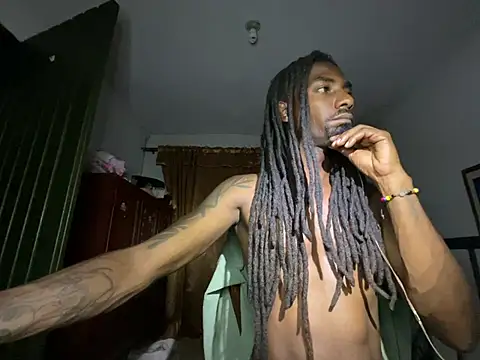 צ'אט XXX בשידור חי של Malkon_Big