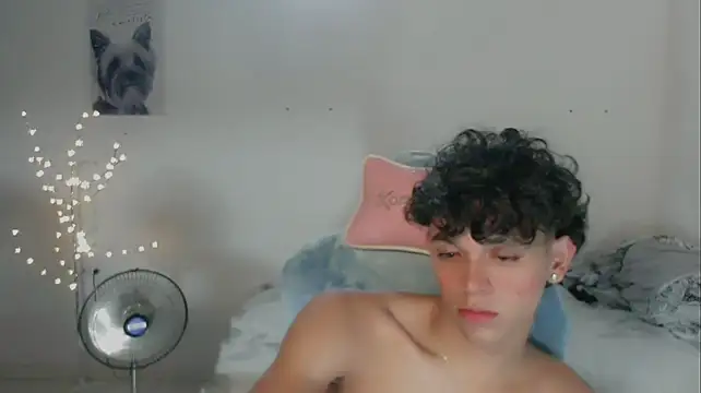 FUNNY_DICK_ élő XXX-chatje