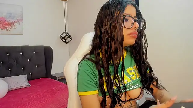 Issaa_Tyler XXX чат на живо