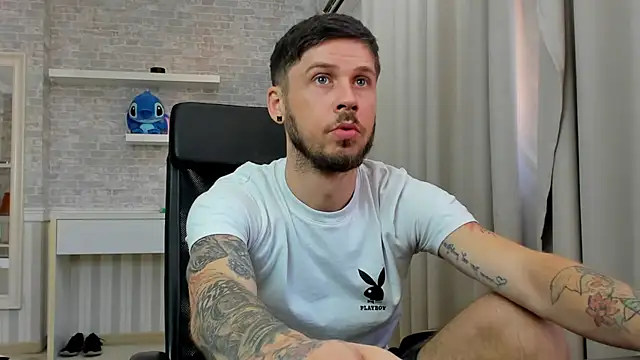 JonahShaw Live XXX-chat
