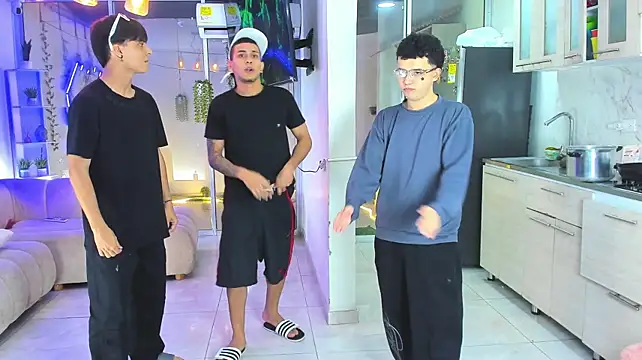 Houseofwarrios 现场XXX聊天