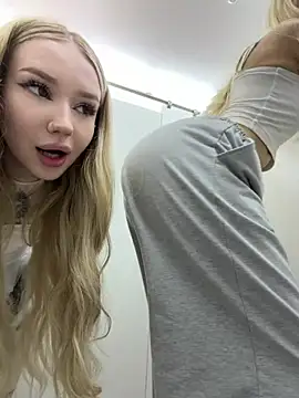 Онлайн чат XXX Pink_Kiss