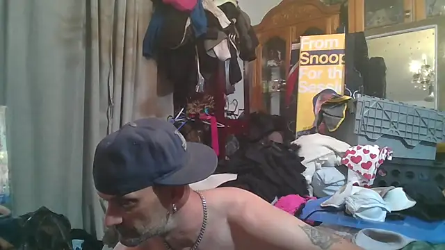 XXX chat uživo modela slinginbigD