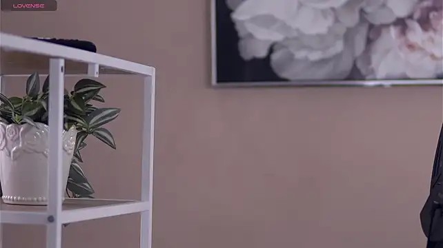 צ'אט XXX בשידור חי של TSGisele