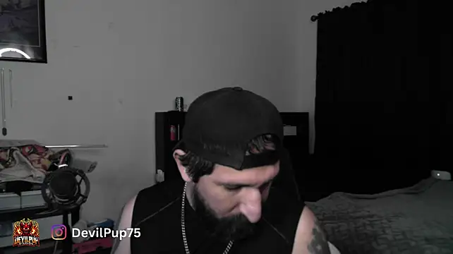 Chatroom XXX en direct de DevilPup75_