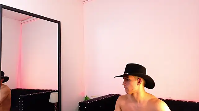 Apolo_Warrior élő XXX-chatje
