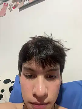 max_hunter1 Chat XXX in diretta