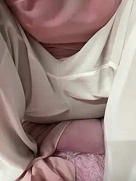 Nana-19's Live XXX Chat