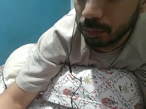 Precumboner live XXX chat