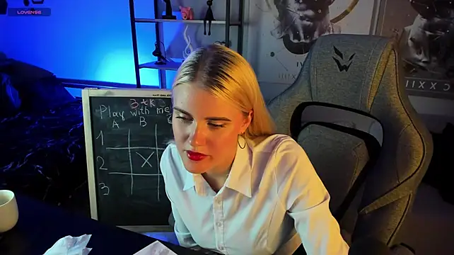 KattyWilde's Live XXX Chat