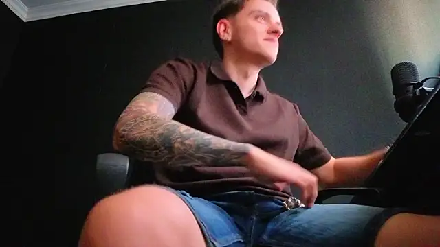 FelixStarkk Live XXX-chat