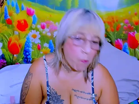 indianroxy Live XXX-chat