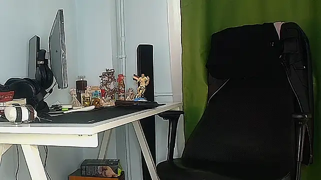 AndrewBannern Live XXX chat