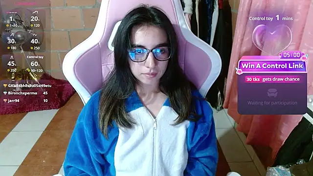Maggie_Fox3 élő XXX-chatje